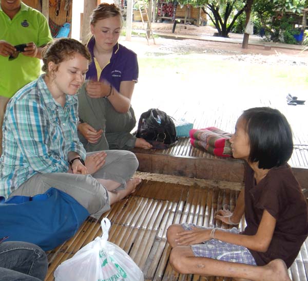 Rachel helping to teach English in Thailand