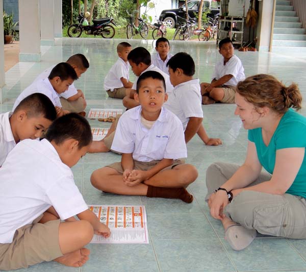Rachel helping to teach English in Thailand